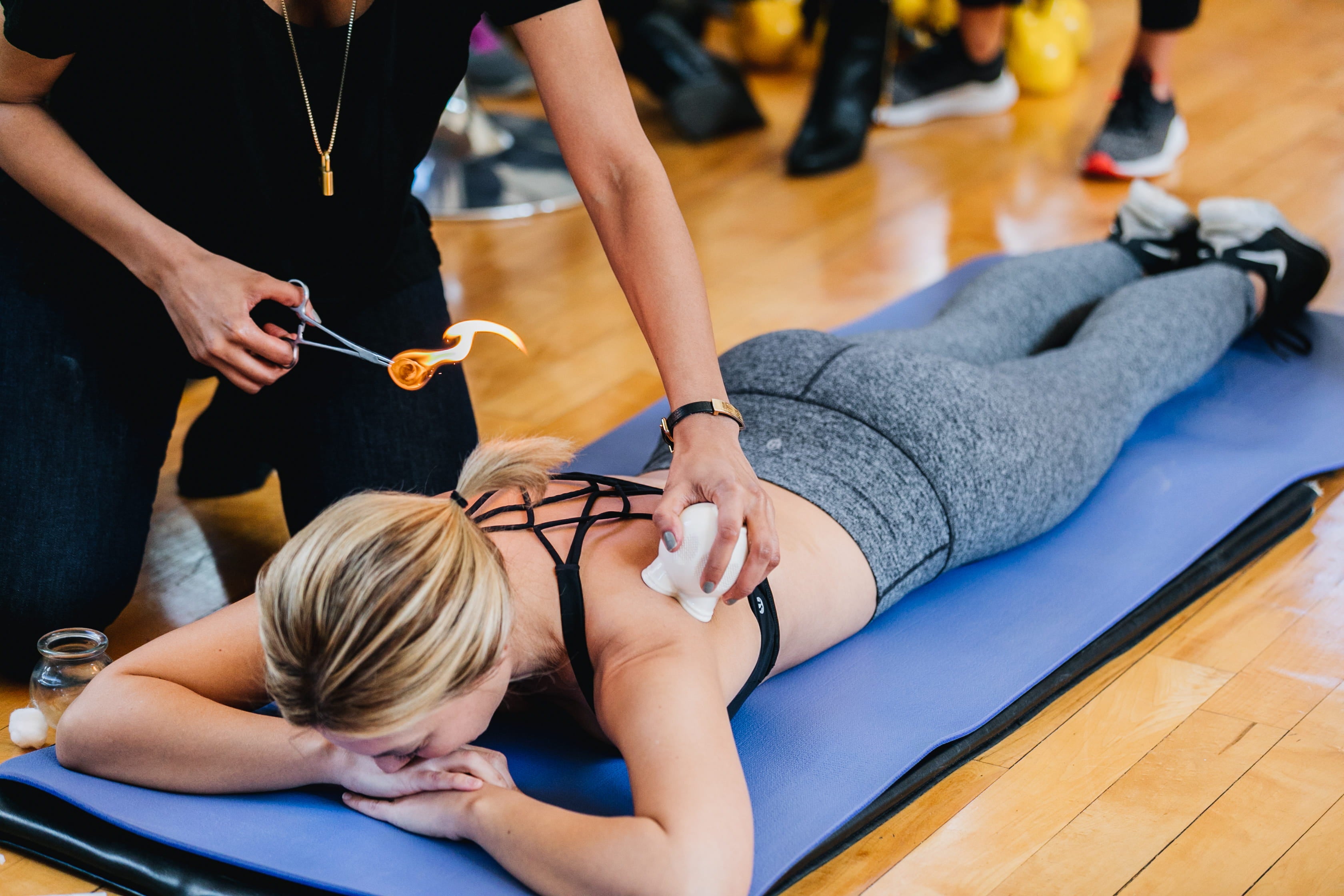 Traditional body acupuncture treatment by Toronto acupuncturist